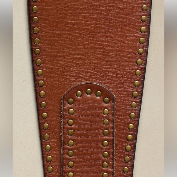 NWT BANANA REPUBLIC VALLE STUDDED LEATHER BELT IN COGNAC - Picture 3 of 6